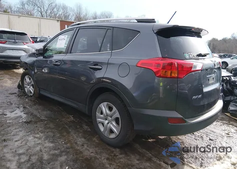 2015 Toyota Rav4 Le z USA, uszkodzony, nr VIN JTMBFREV0FD139773